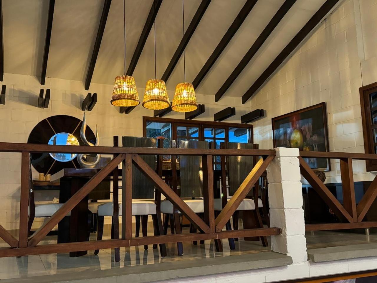 Hotel Maca Lago 칼리마 외부 사진