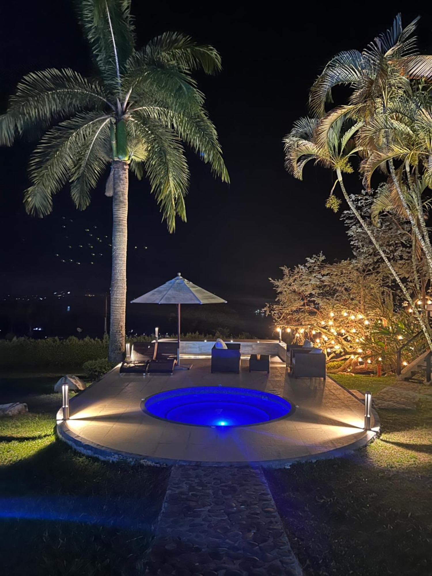 Hotel Maca Lago 칼리마 외부 사진